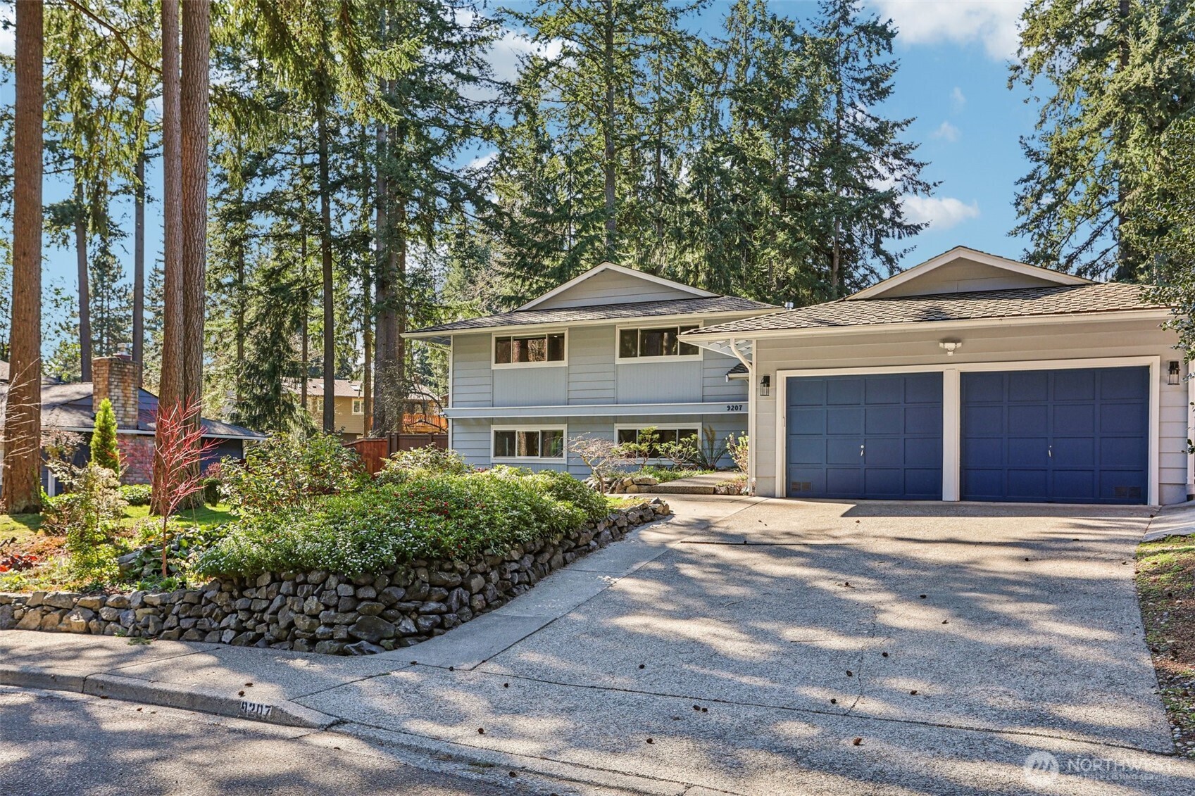 9207 120th Avenue SE, Newcastle, WA 98056