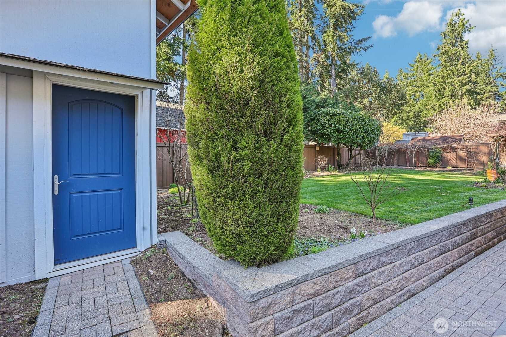 9207 120th Avenue SE, Newcastle, WA 98056