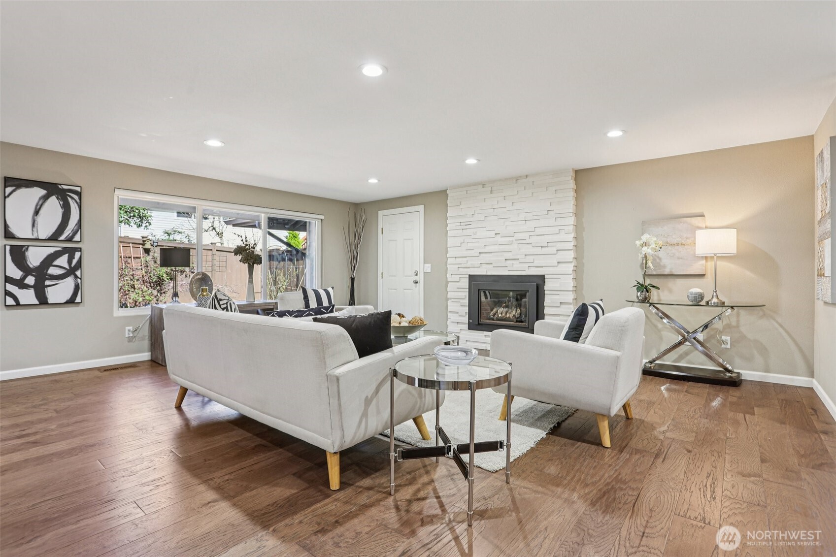 9207 120th Avenue SE, Newcastle, WA 98056