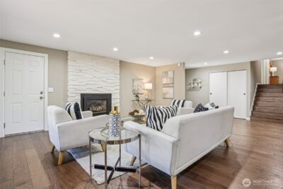 9207 120th Avenue SE, Newcastle, WA 98056 - Photo 6