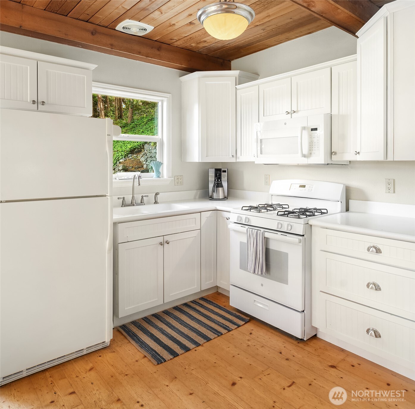 6602 Cromwell Beach Drive NW, Gig Harbor, WA 98335-7513