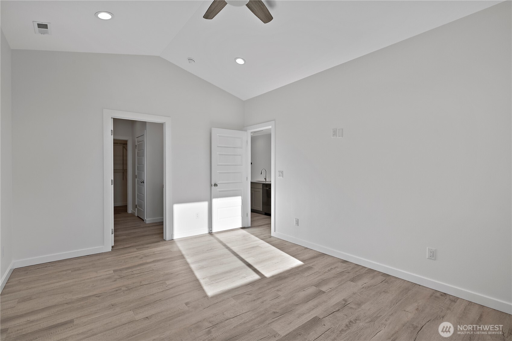 608 4th Street , Mattawa, WA 99349