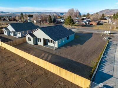 608 4th Street , Mattawa, WA 99349 - Photo 28