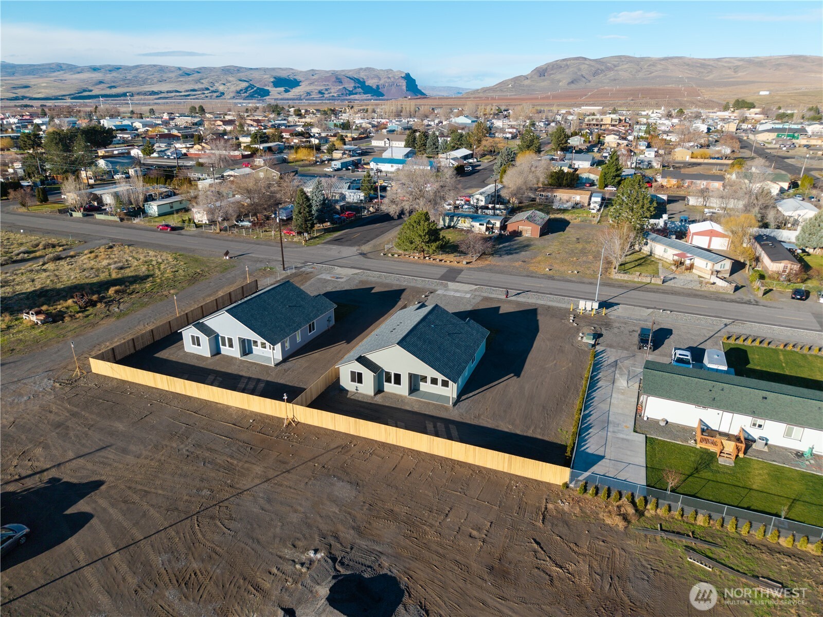 608 4th Street , Mattawa, WA 99349