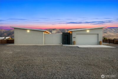 439 Airport Way SW, Mattawa, WA 99349