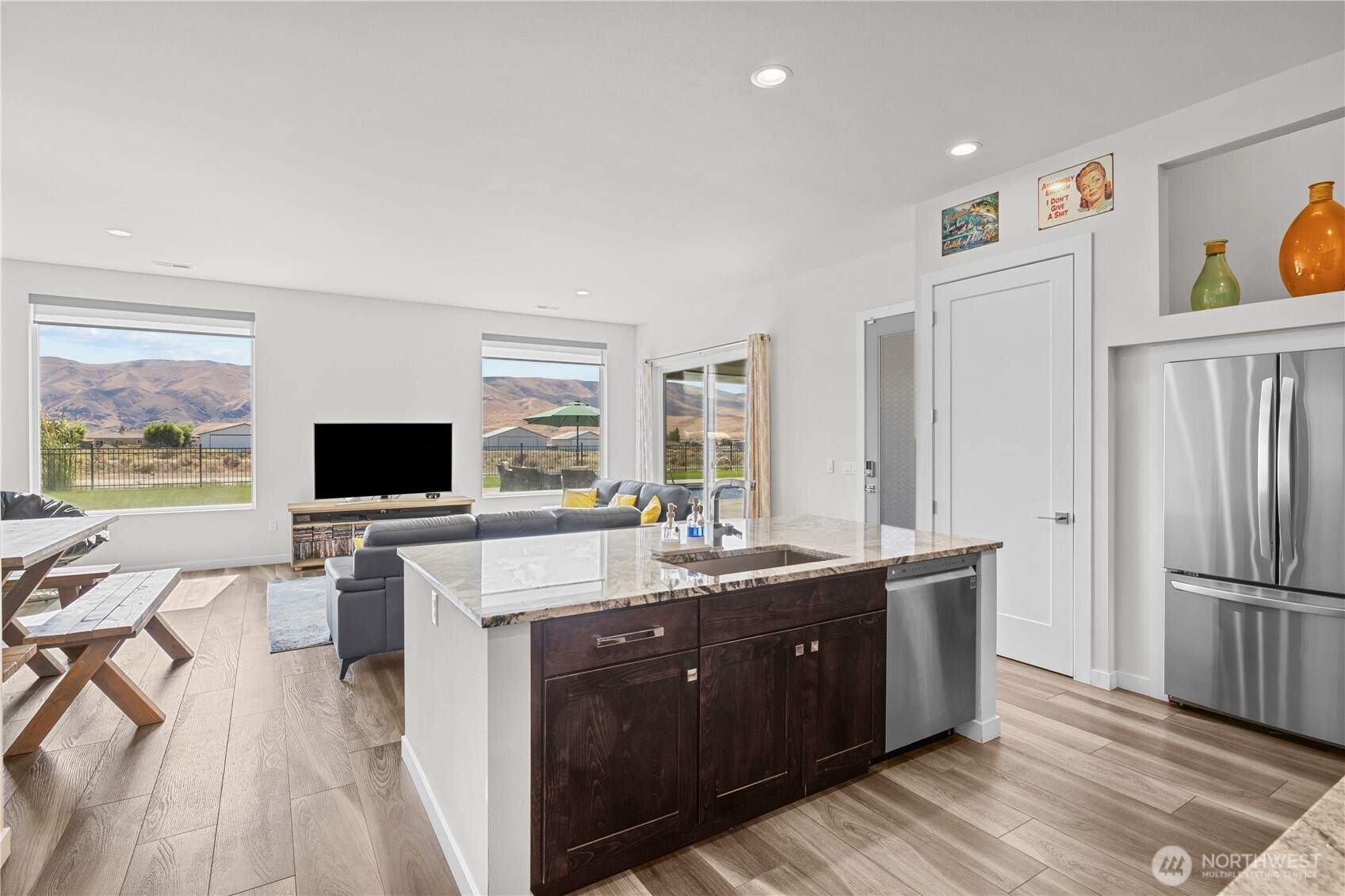 439 Airport Way SW, Mattawa, WA 99349