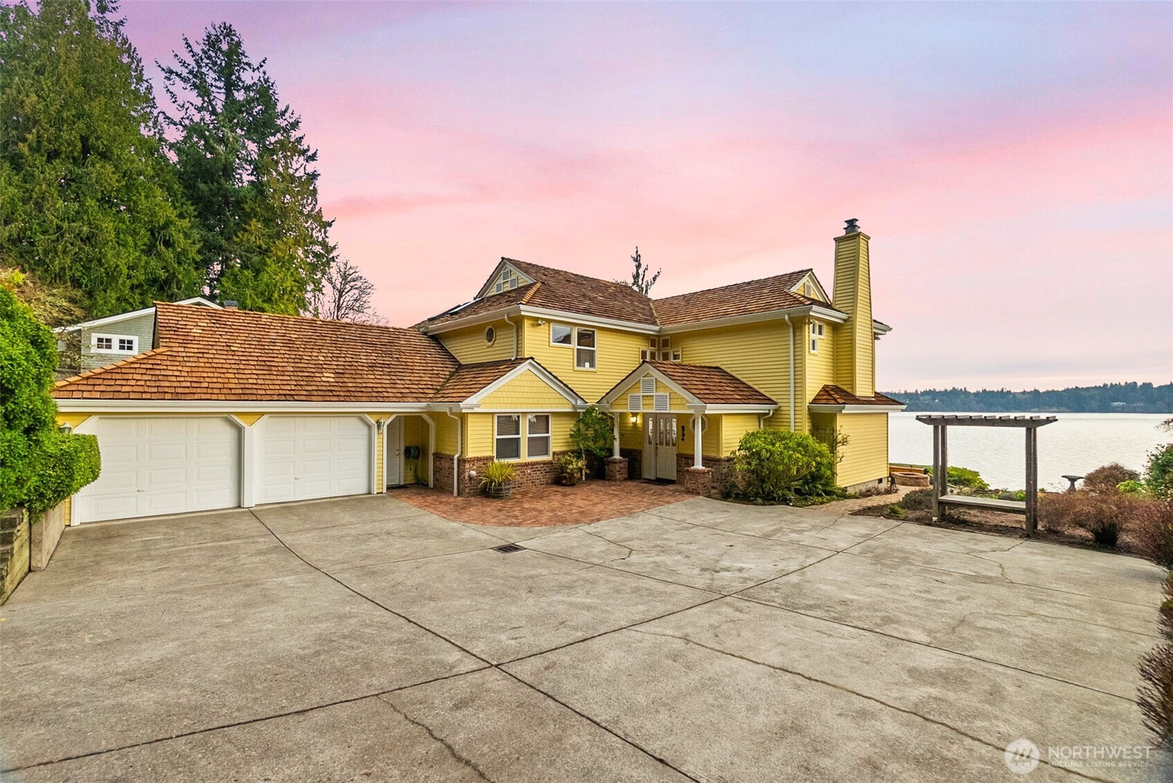 6734 Klein Street NW, Olympia, WA 98502