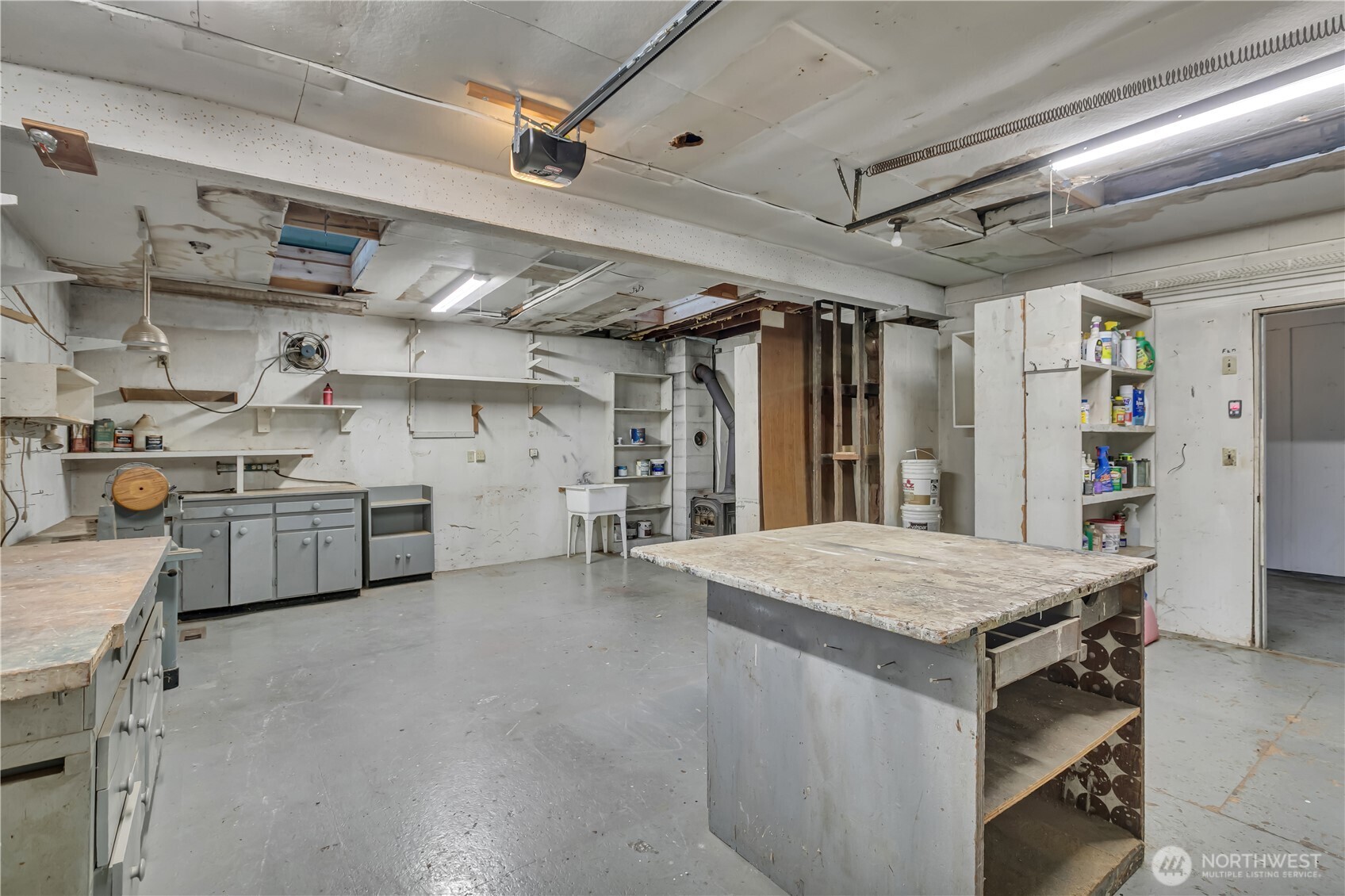 9832 American Avenue SW, Lakewood, WA 98498