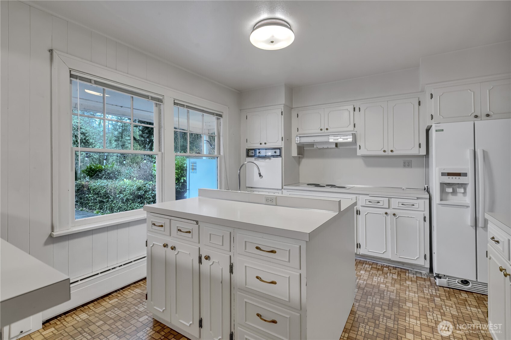 9832 American Avenue SW, Lakewood, WA 98498