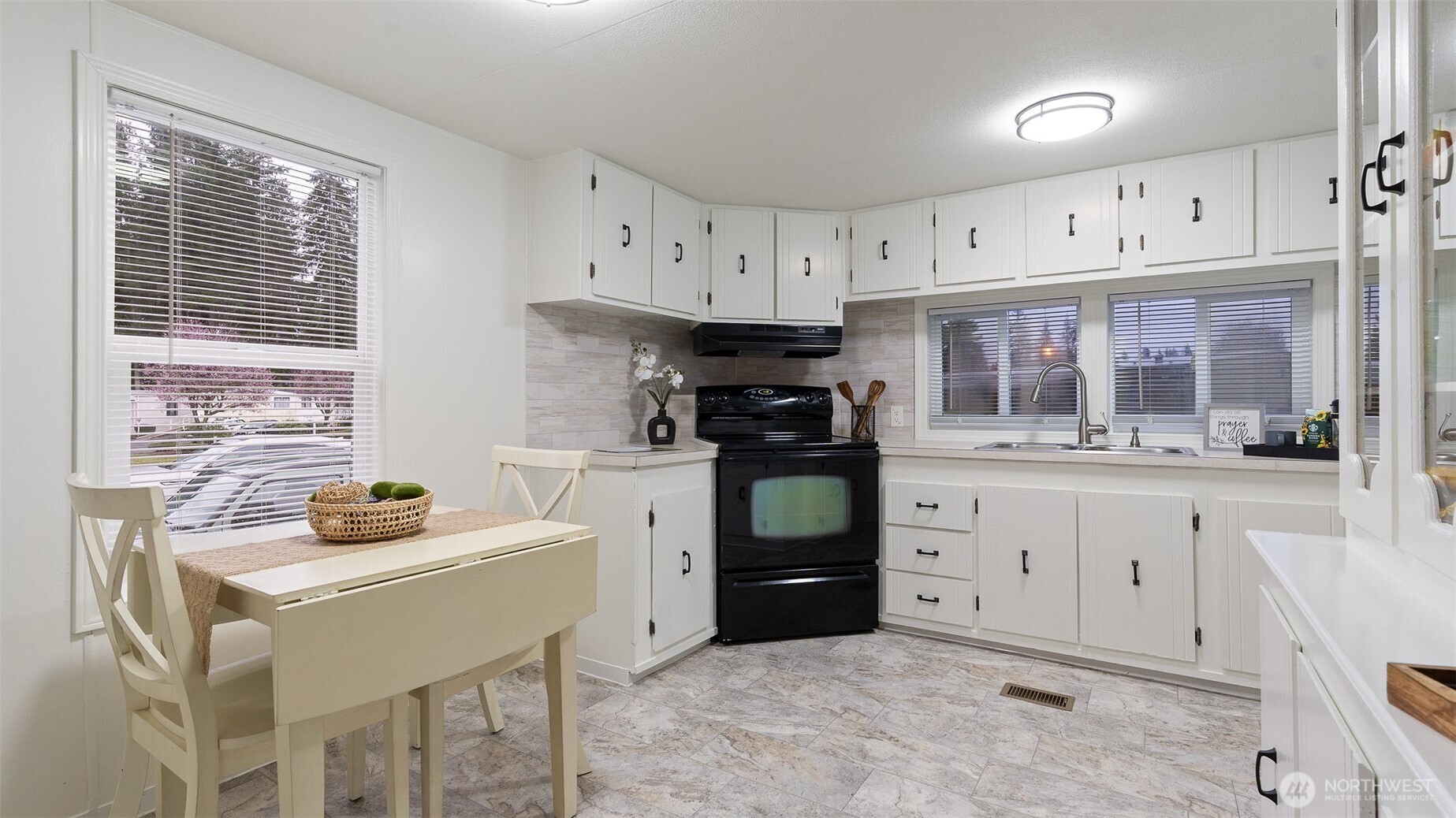 11622 Silver Lake Rd #20B, Everett, WA 98208