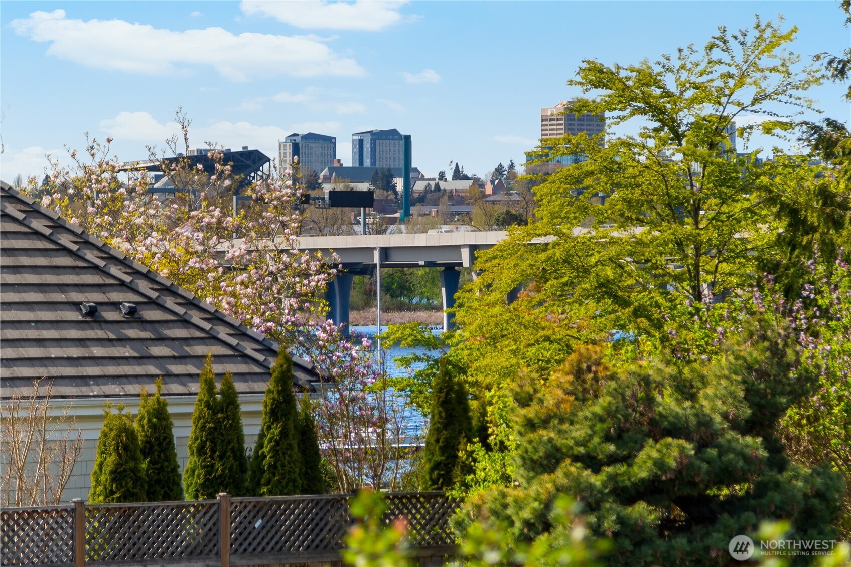 2501 Canterbury Lane E #221, Seattle, WA 98112