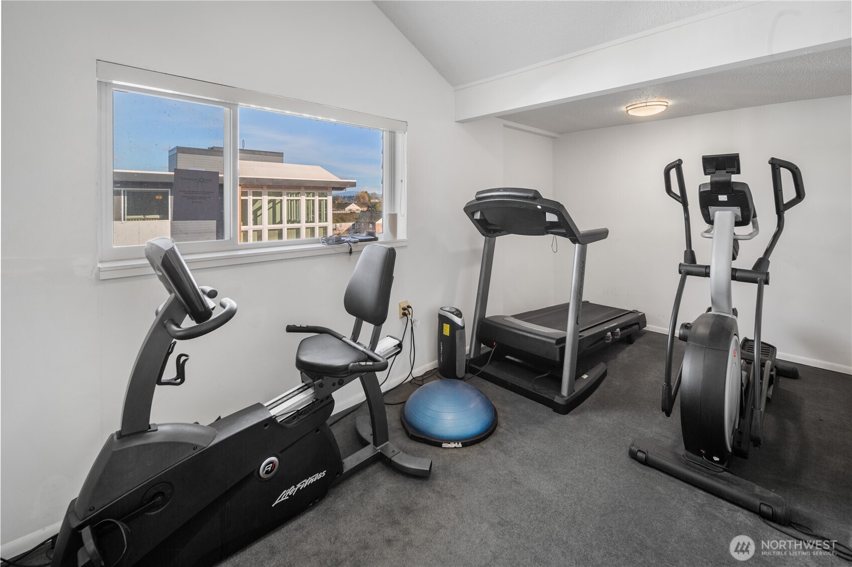 2501 Canterbury Lane E #221, Seattle, WA 98112