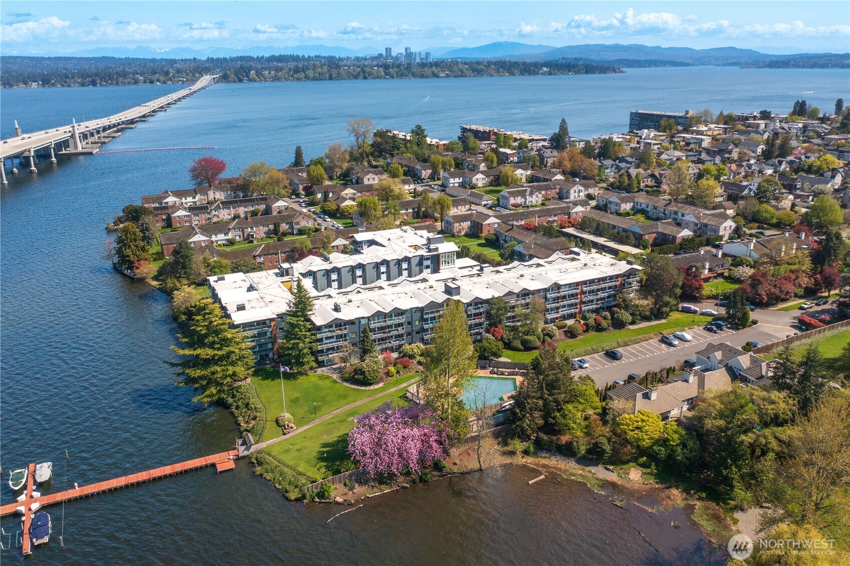 2501 Canterbury Lane E #221, Seattle, WA 98112