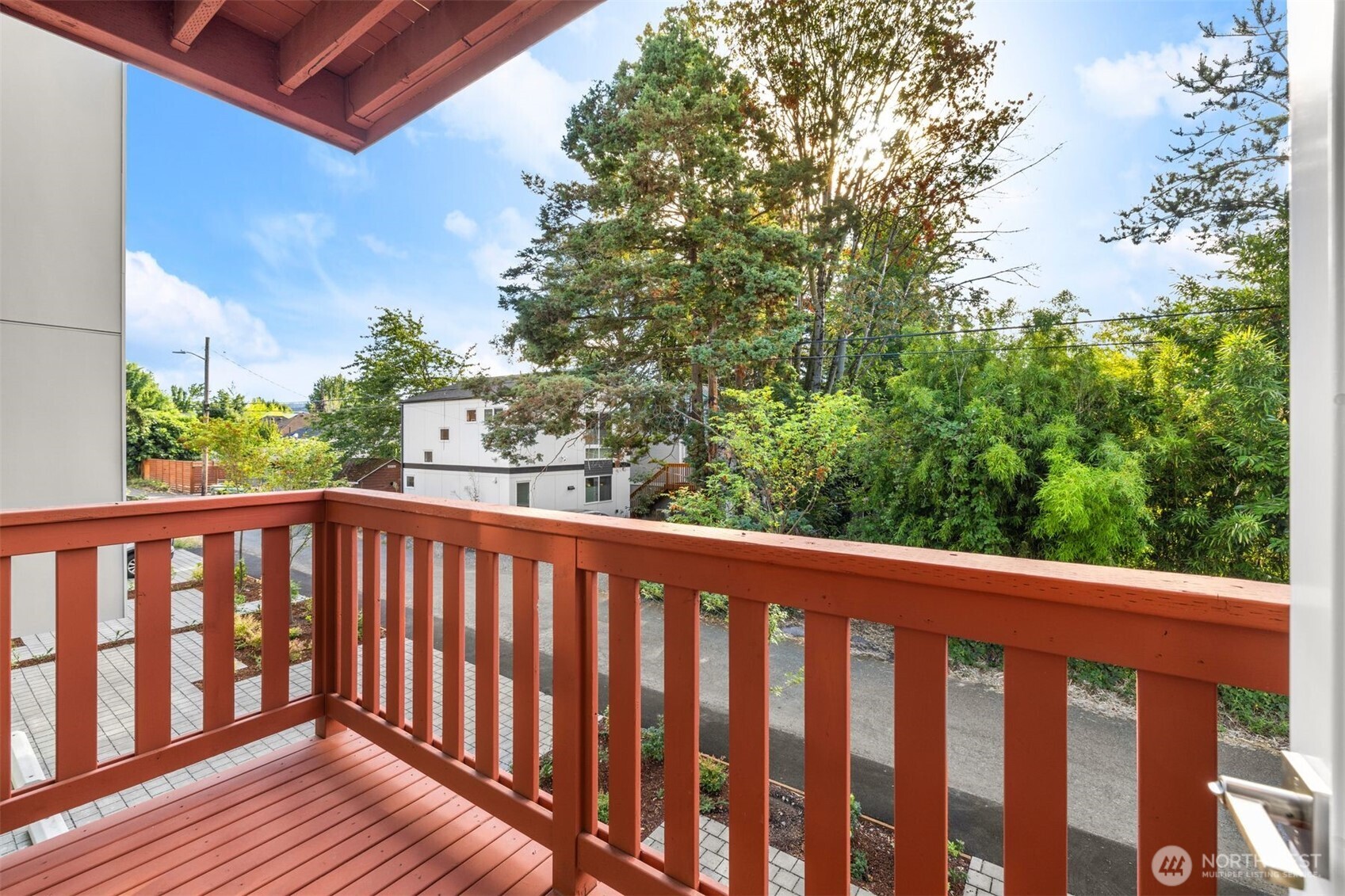 6419 Ellis Avenue S, Seattle, WA 98108