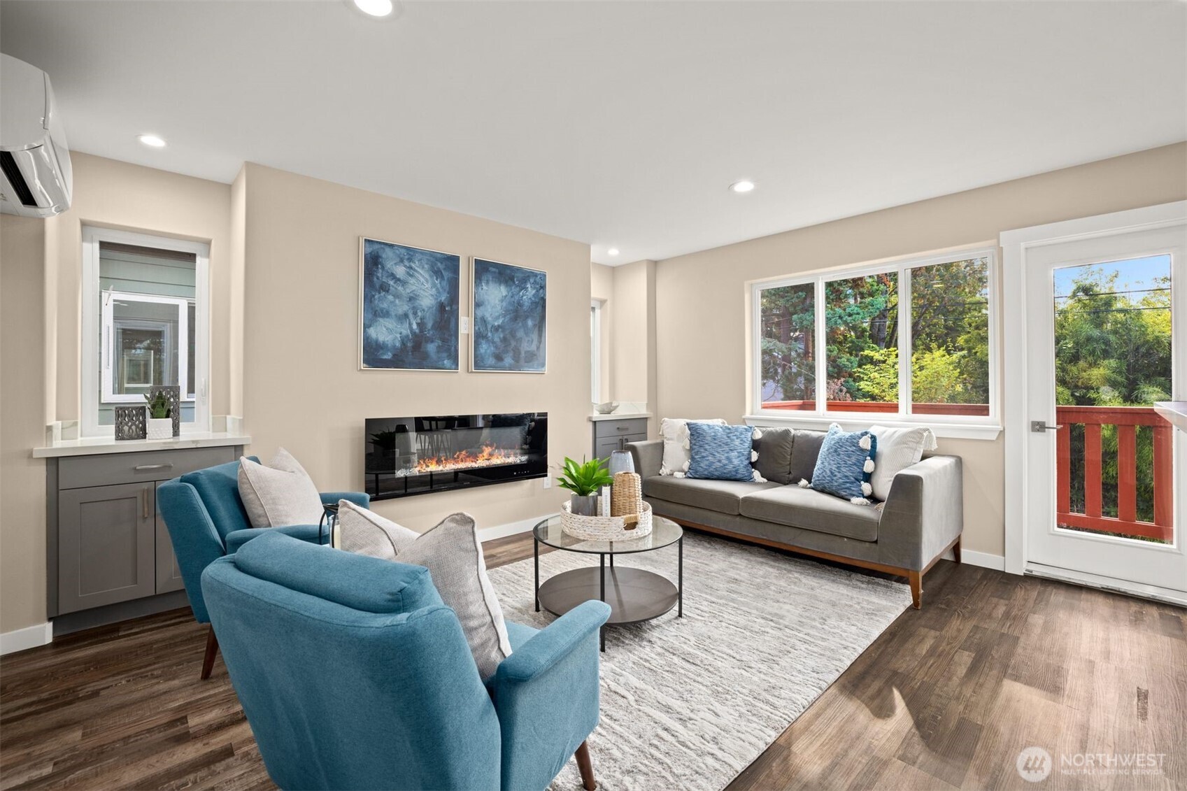 6419 Ellis Avenue S, Seattle, WA 98108