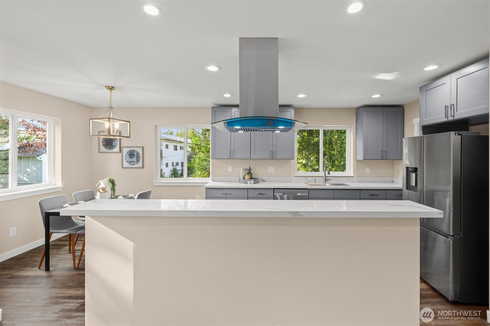 6419 Ellis Avenue S, Seattle, WA 98108