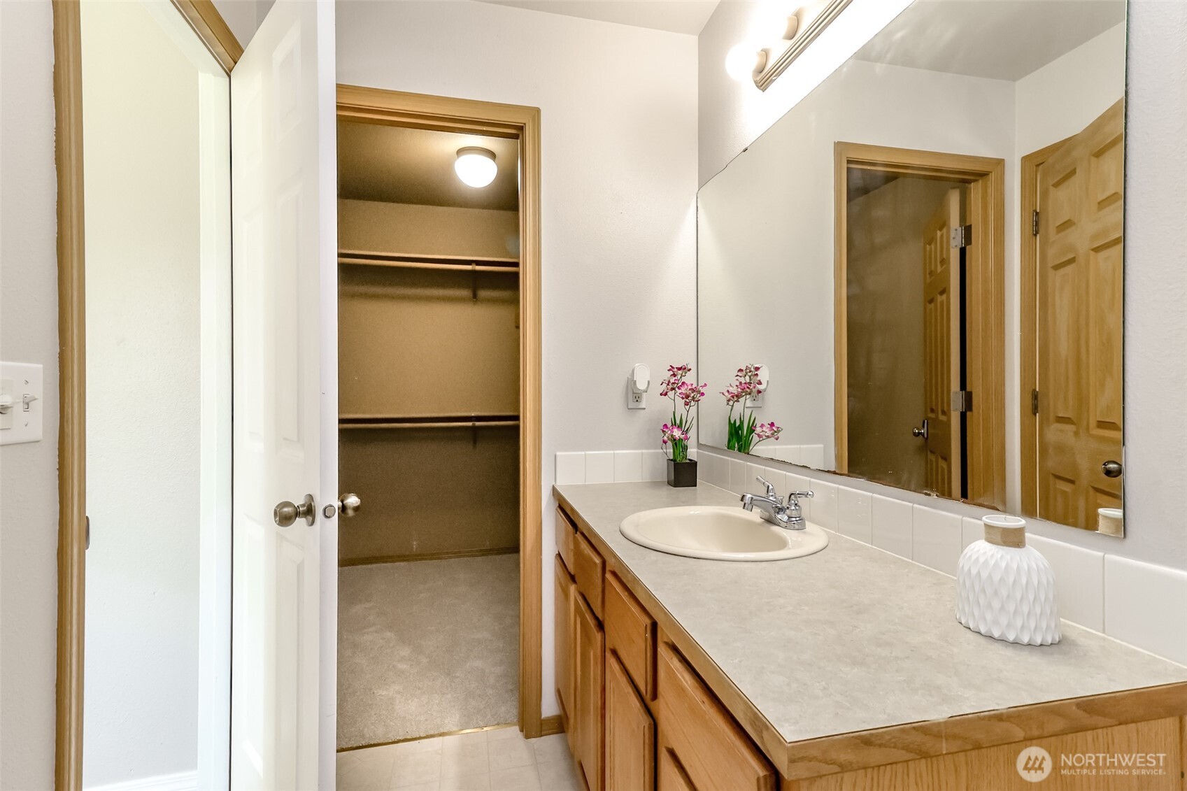 16211 Palouse Avenue SE, Yelm, WA 98597