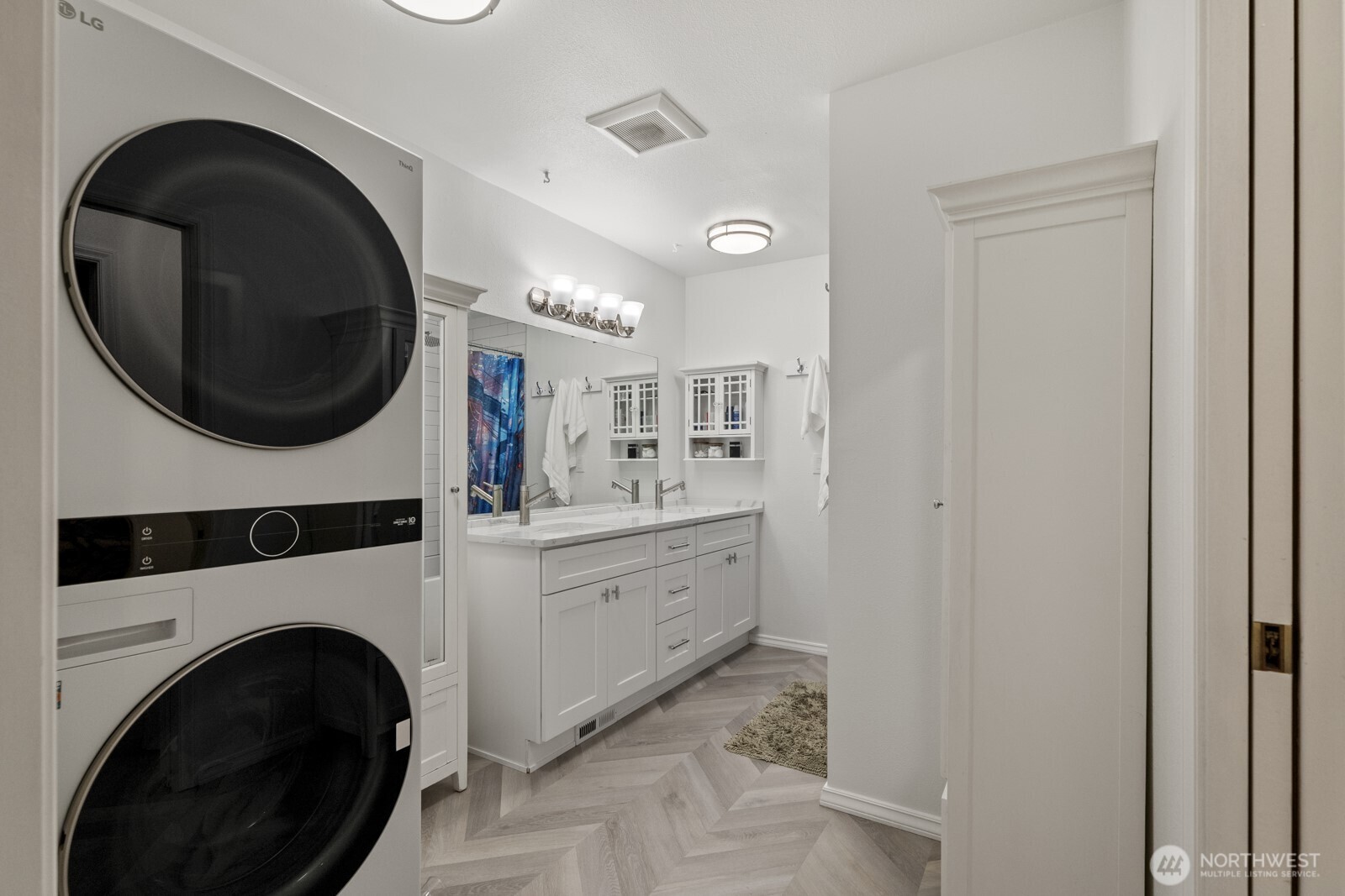 35525 SE 49th Street , Fall City, WA 98024