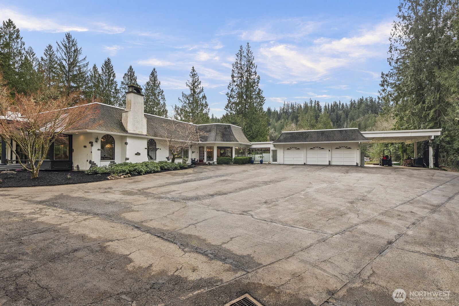 35525 SE 49th Street , Fall City, WA 98024