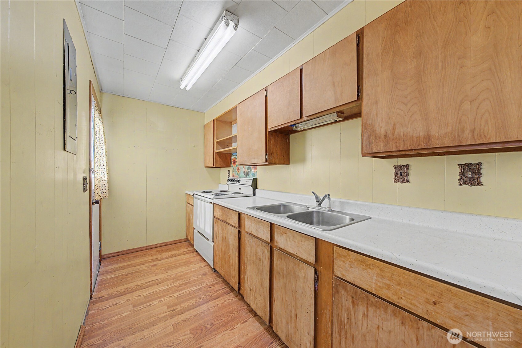 148 NW Ephrata Avenue , Soap Lake, WA 98851