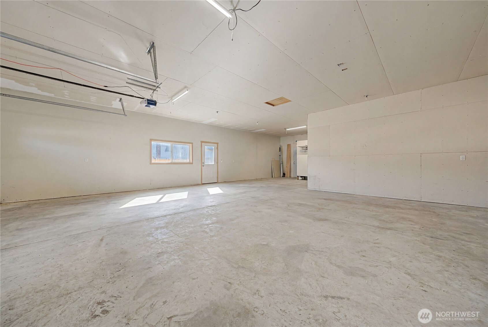 148 NW Ephrata Avenue , Soap Lake, WA 98851