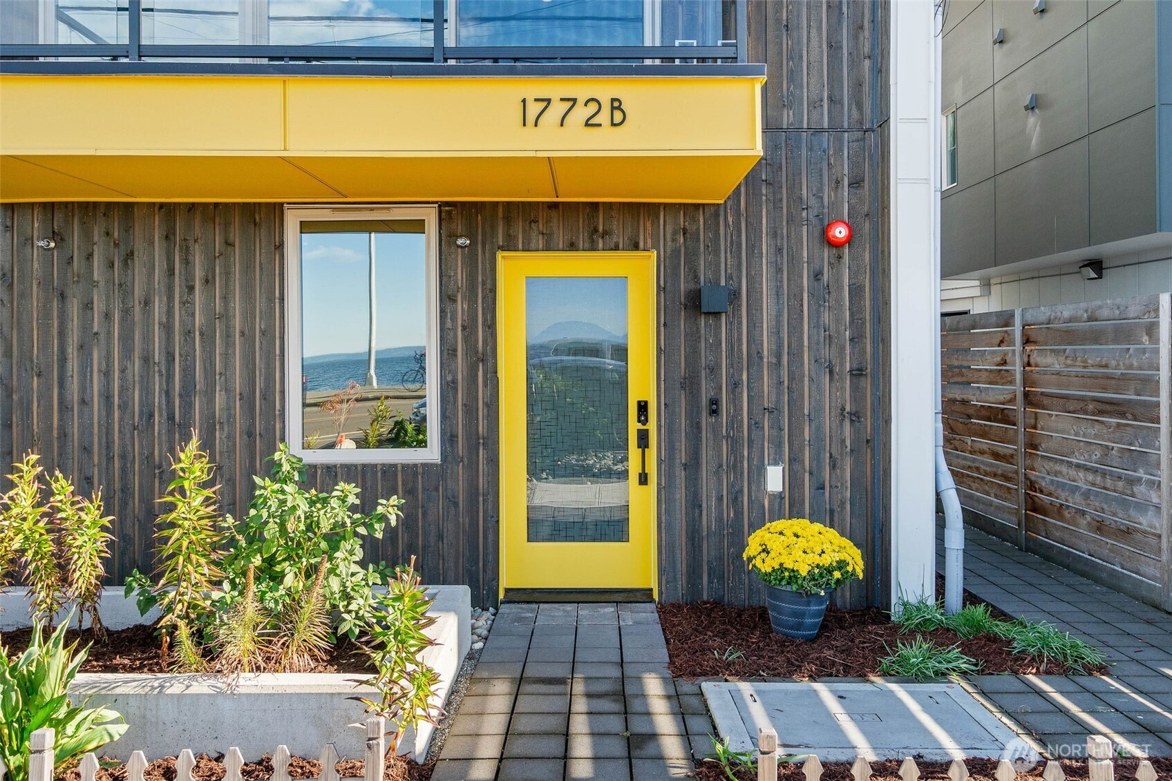 1772 Alki Avenue SW #B, Seattle, WA 98116