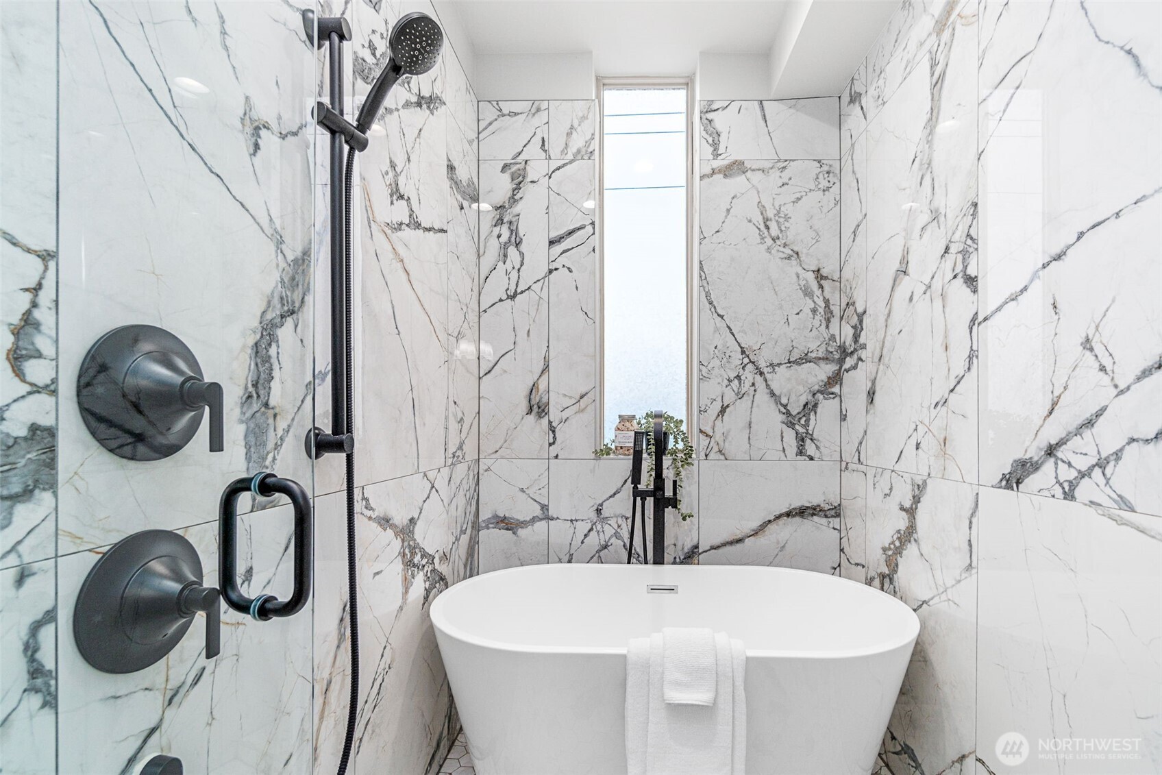 1772 Alki Avenue SW #B, Seattle, WA 98116