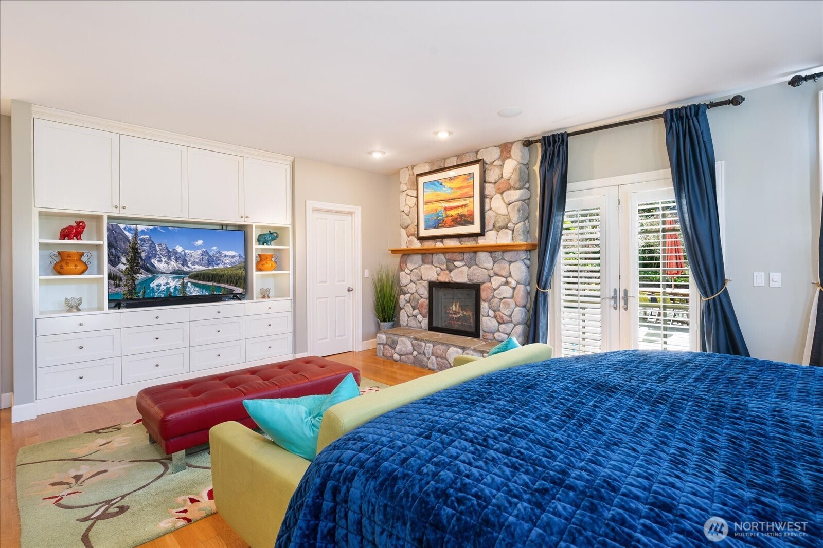 10207 NE 60th Street , Kirkland, WA 98033