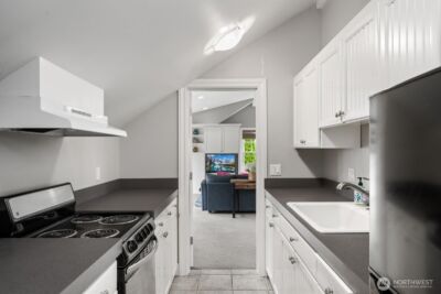 10207 NE 60th Street , Kirkland, WA 98033 - Photo 25