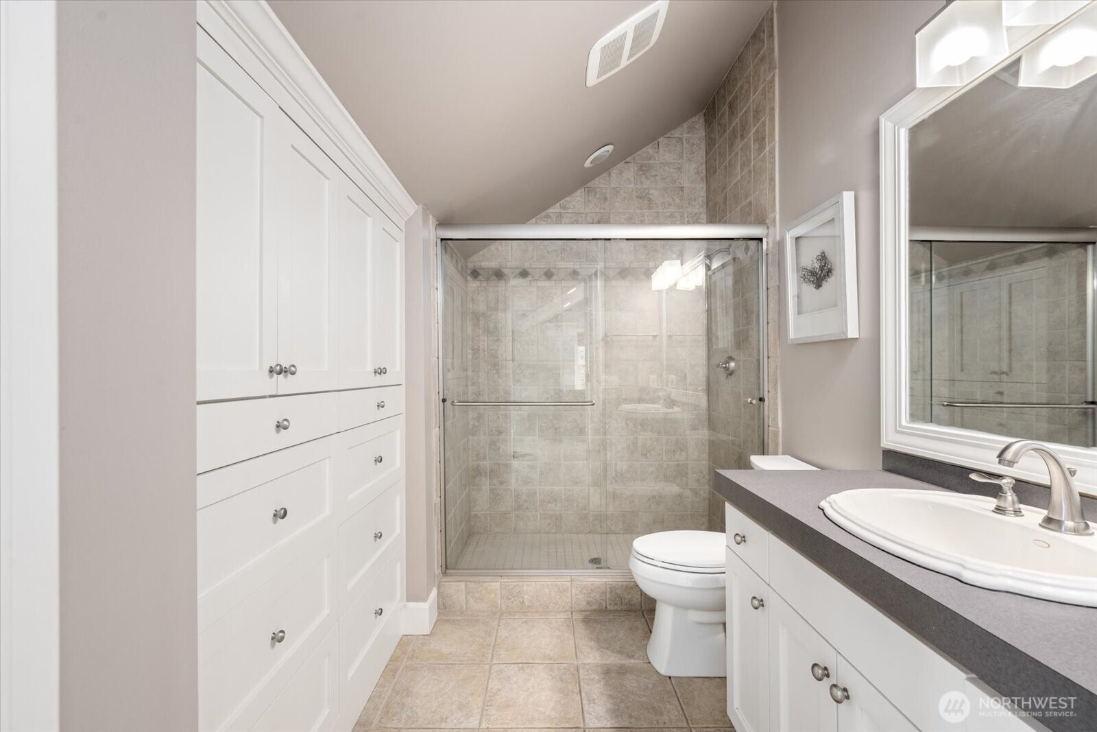 10207 NE 60th Street , Kirkland, WA 98033