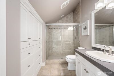 10207 NE 60th Street , Kirkland, WA 98033 - Photo 26