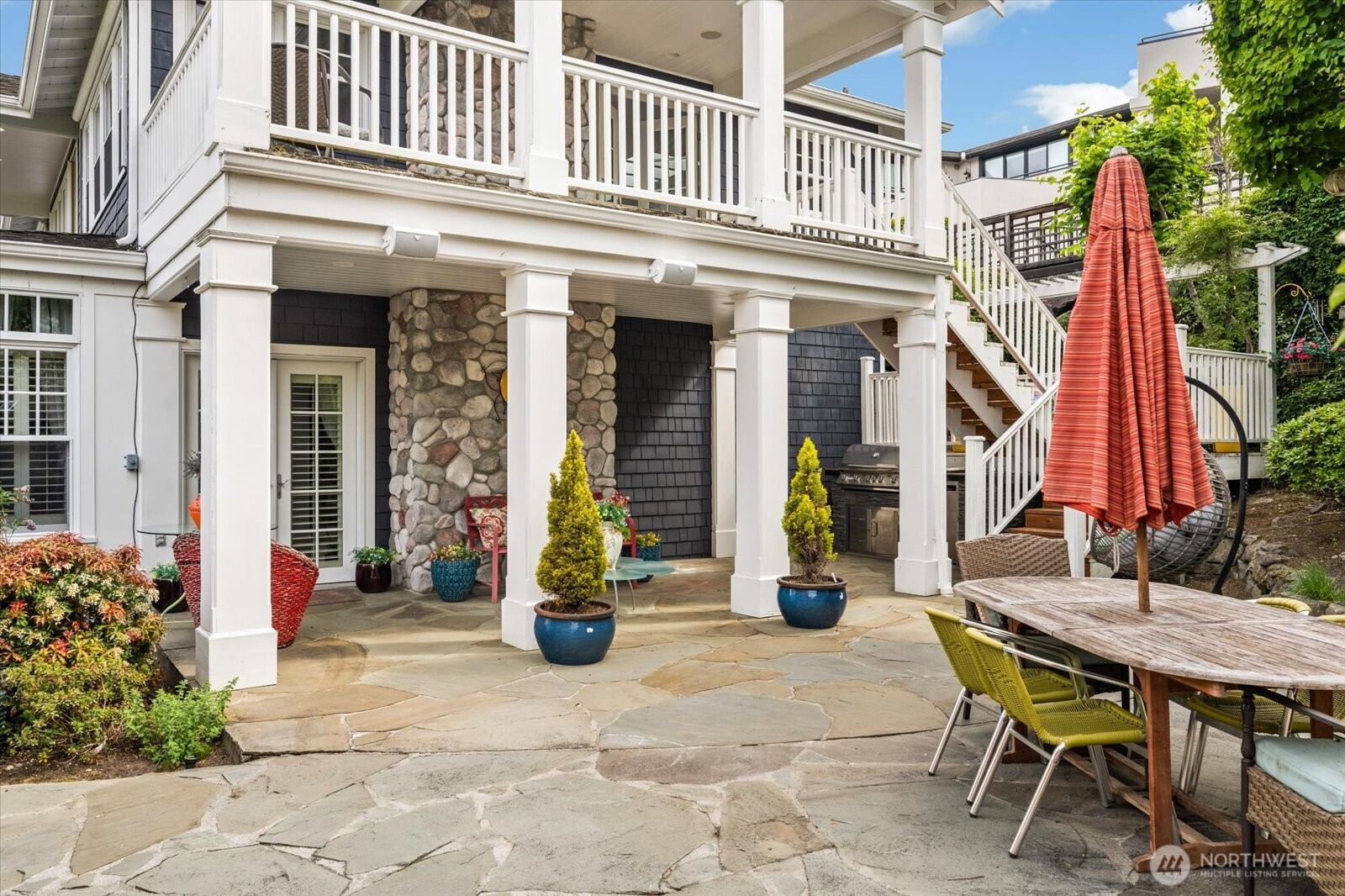 10207 NE 60th Street , Kirkland, WA 98033