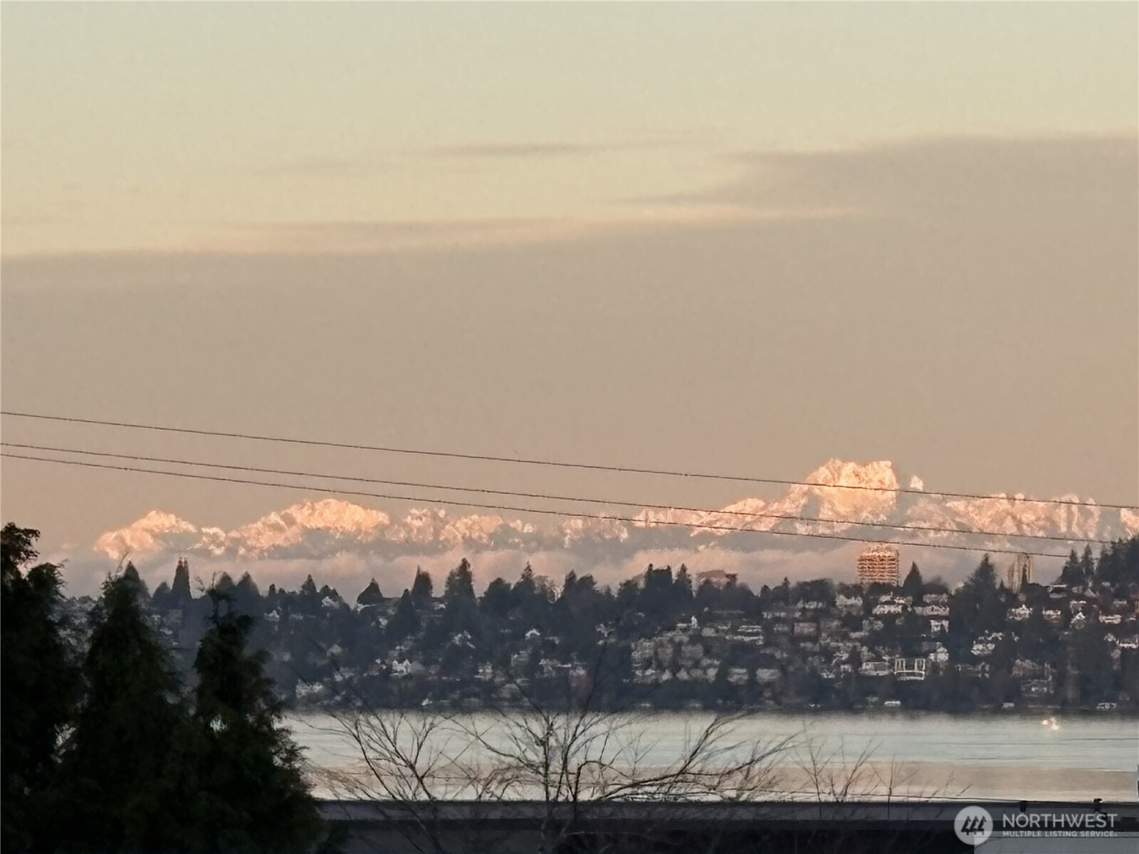 10207 NE 60th Street , Kirkland, WA 98033