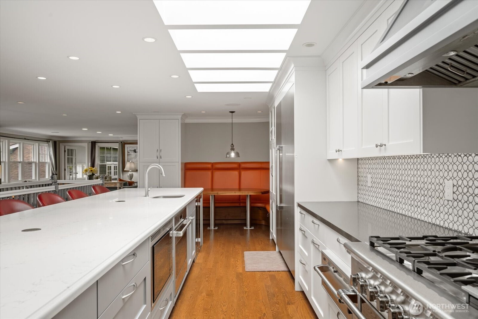 10207 NE 60th Street , Kirkland, WA 98033