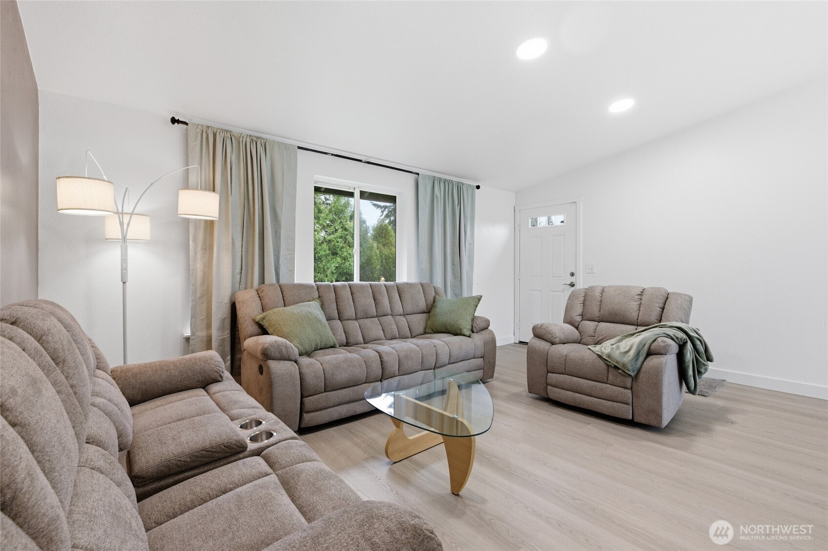 9047 Pepperidge Lane SE, Yelm, WA 98597