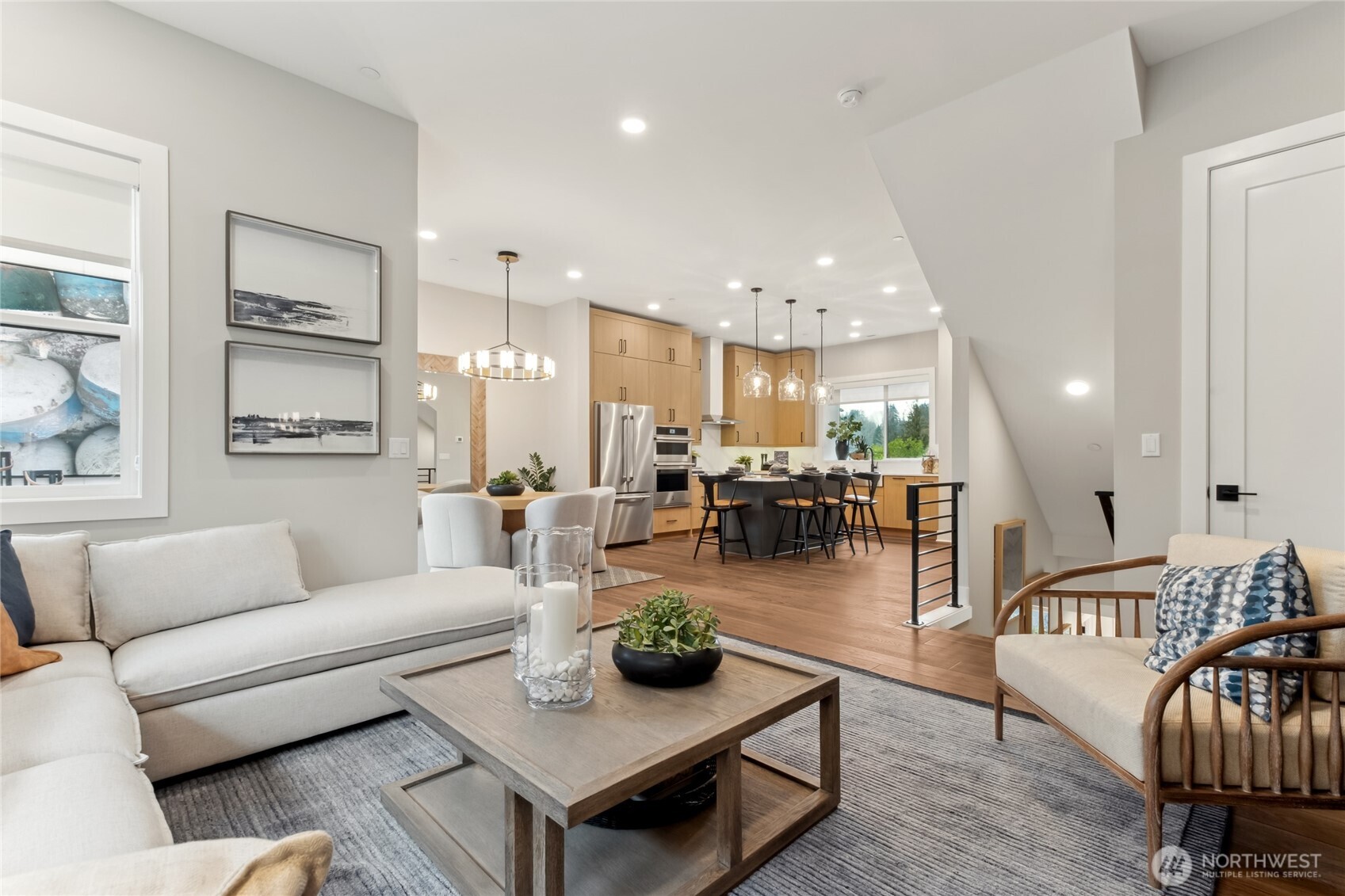 18814 99th Court NE #B, Bothell, WA 98011