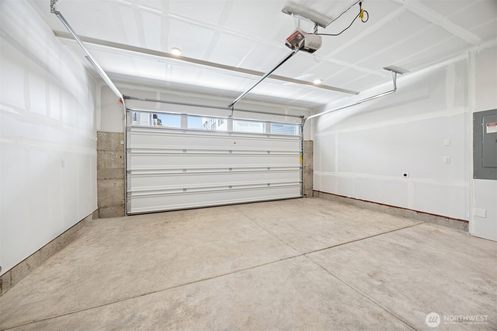 18814 99th Court NE #B, Bothell, WA 98011