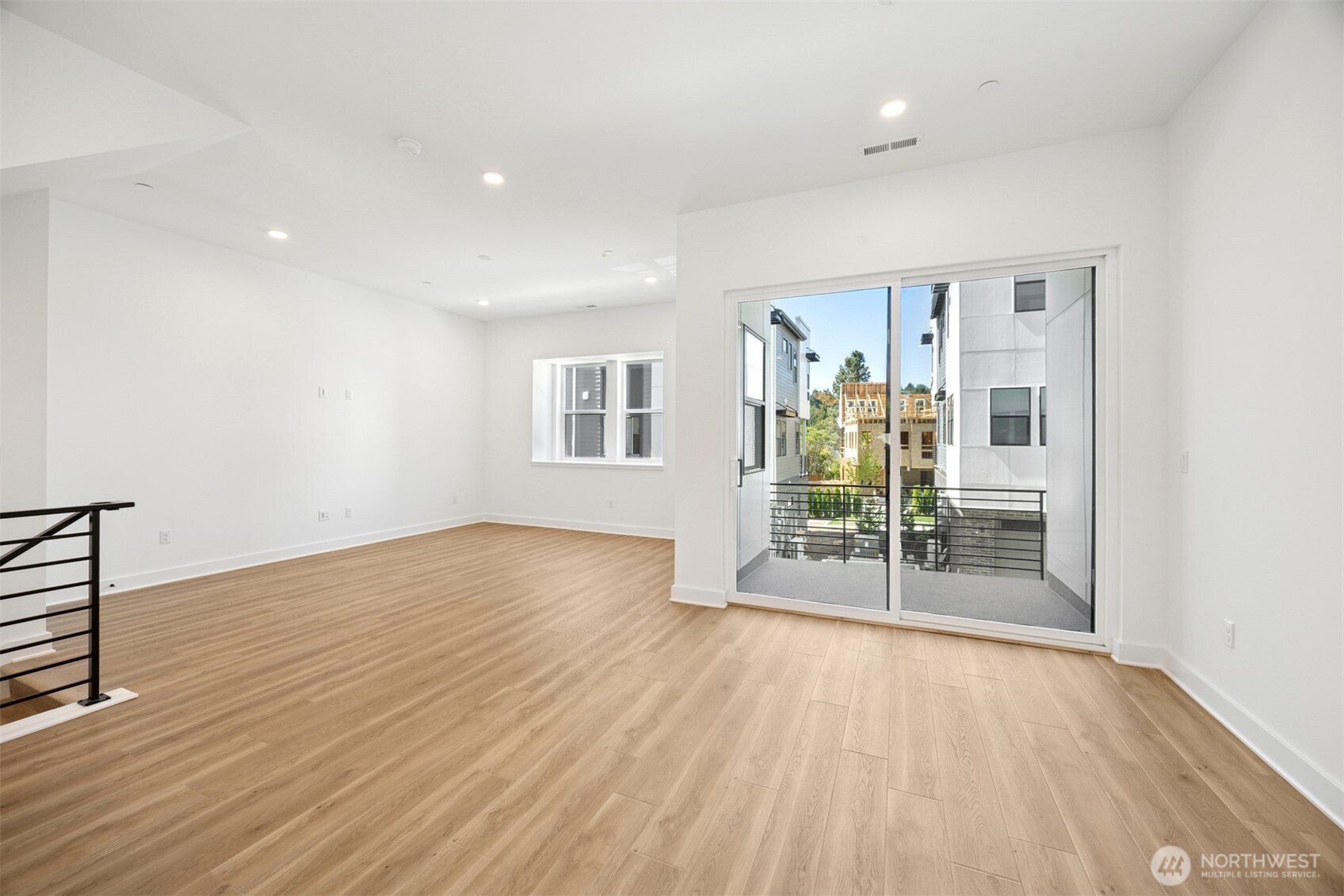 18814 99th Court NE #B, Bothell, WA 98011