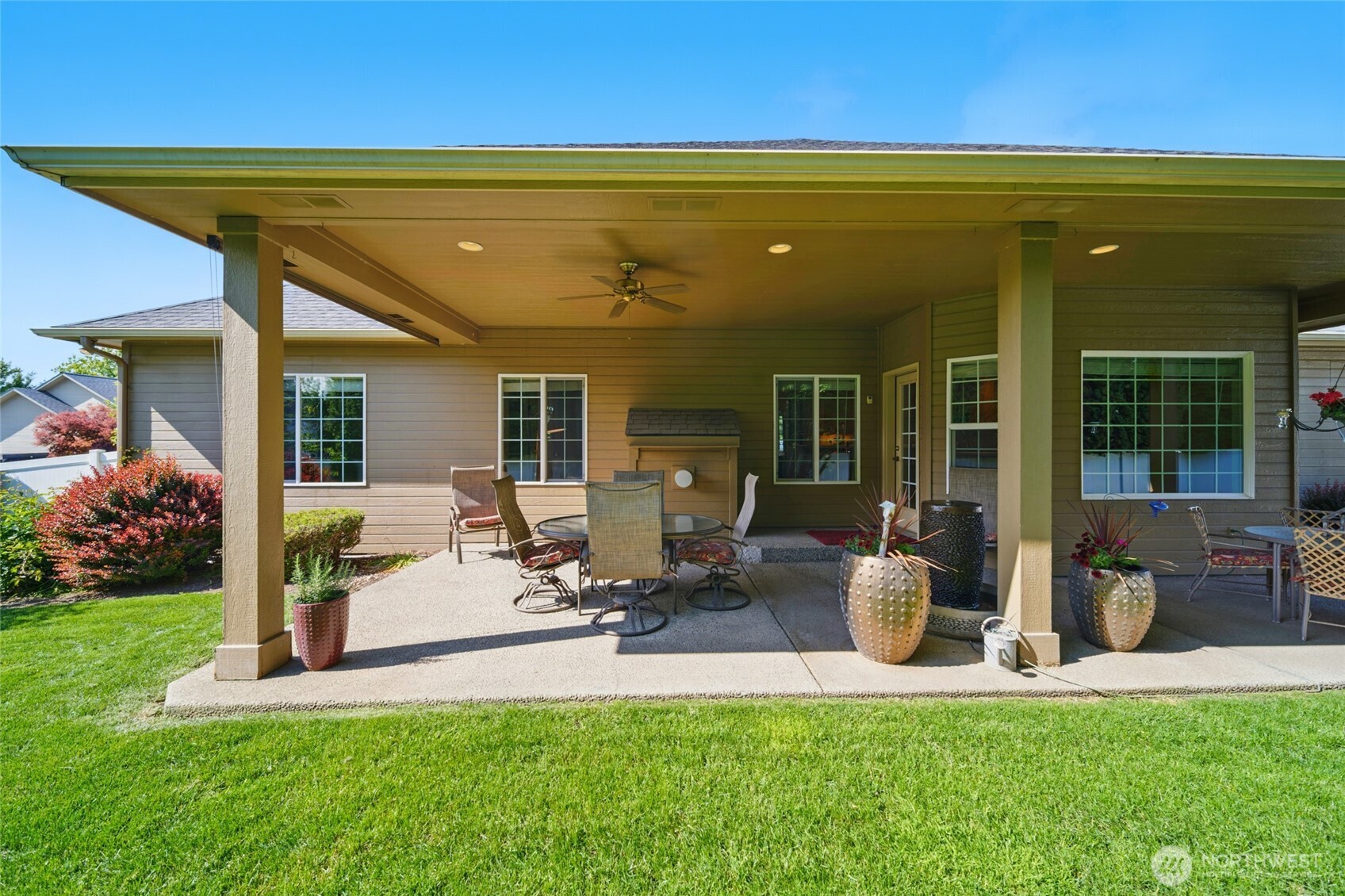 832 SE Vintage Way , College Place, WA 99324