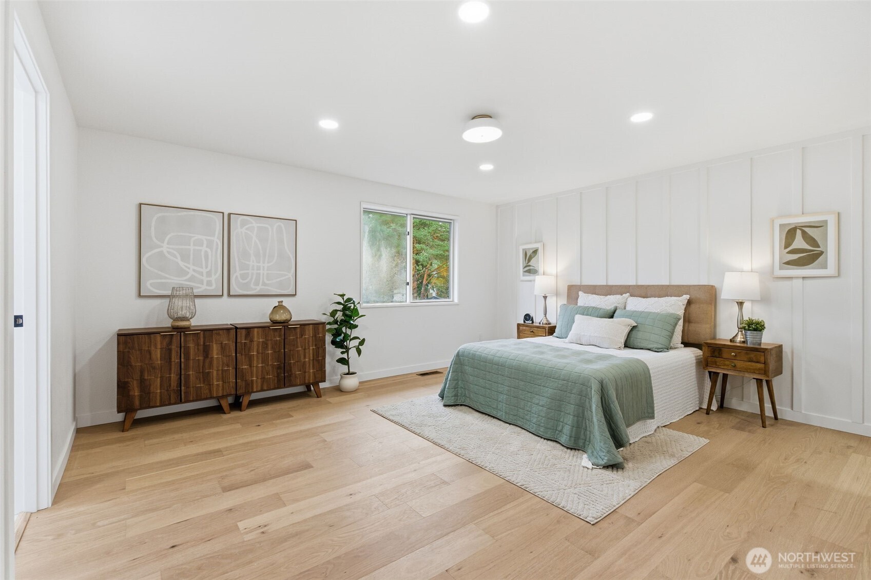 9110 122nd Place SE, Newcastle, WA 98056