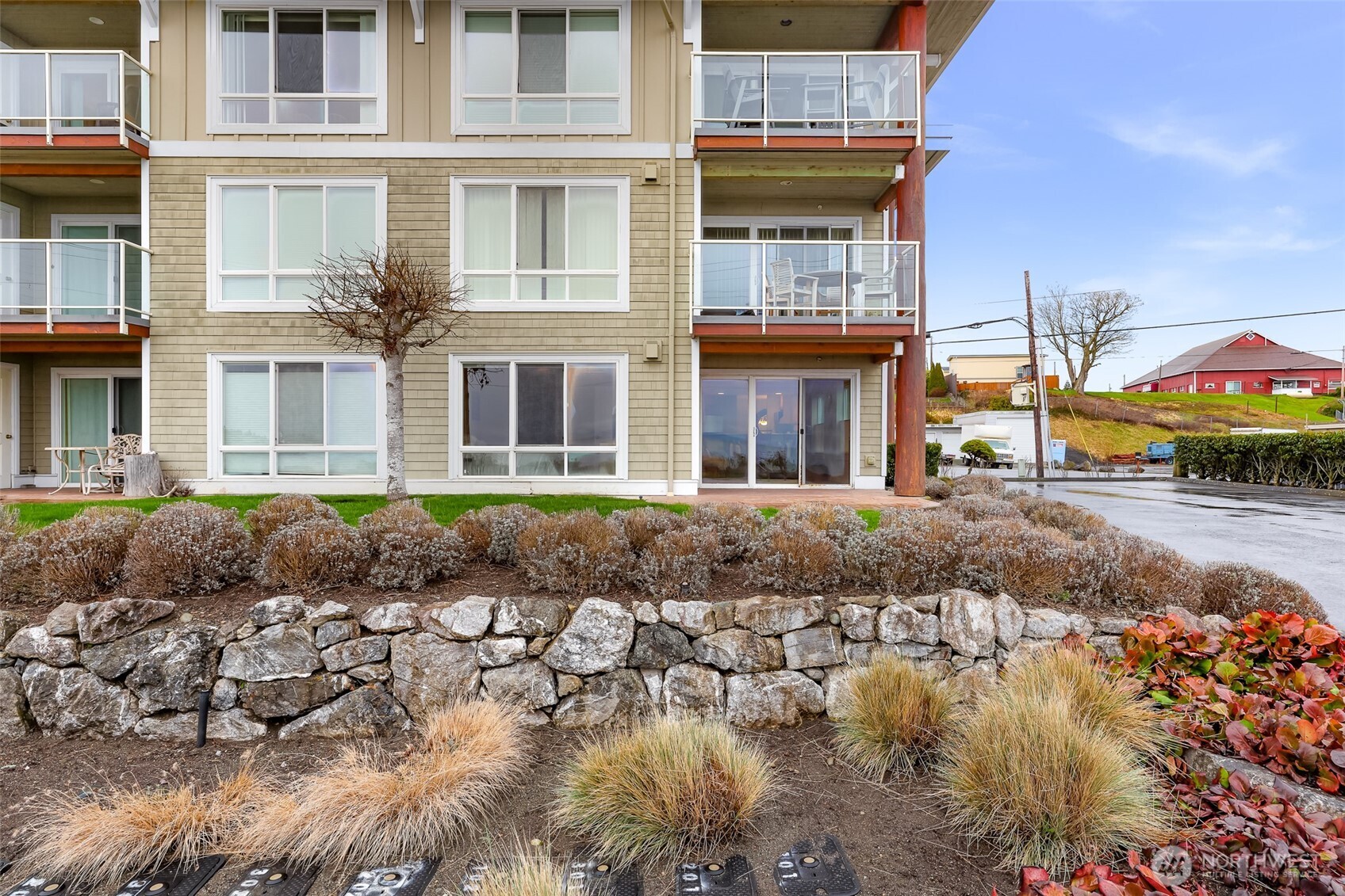 8075 Harborview Road #101, Blaine, WA 98230