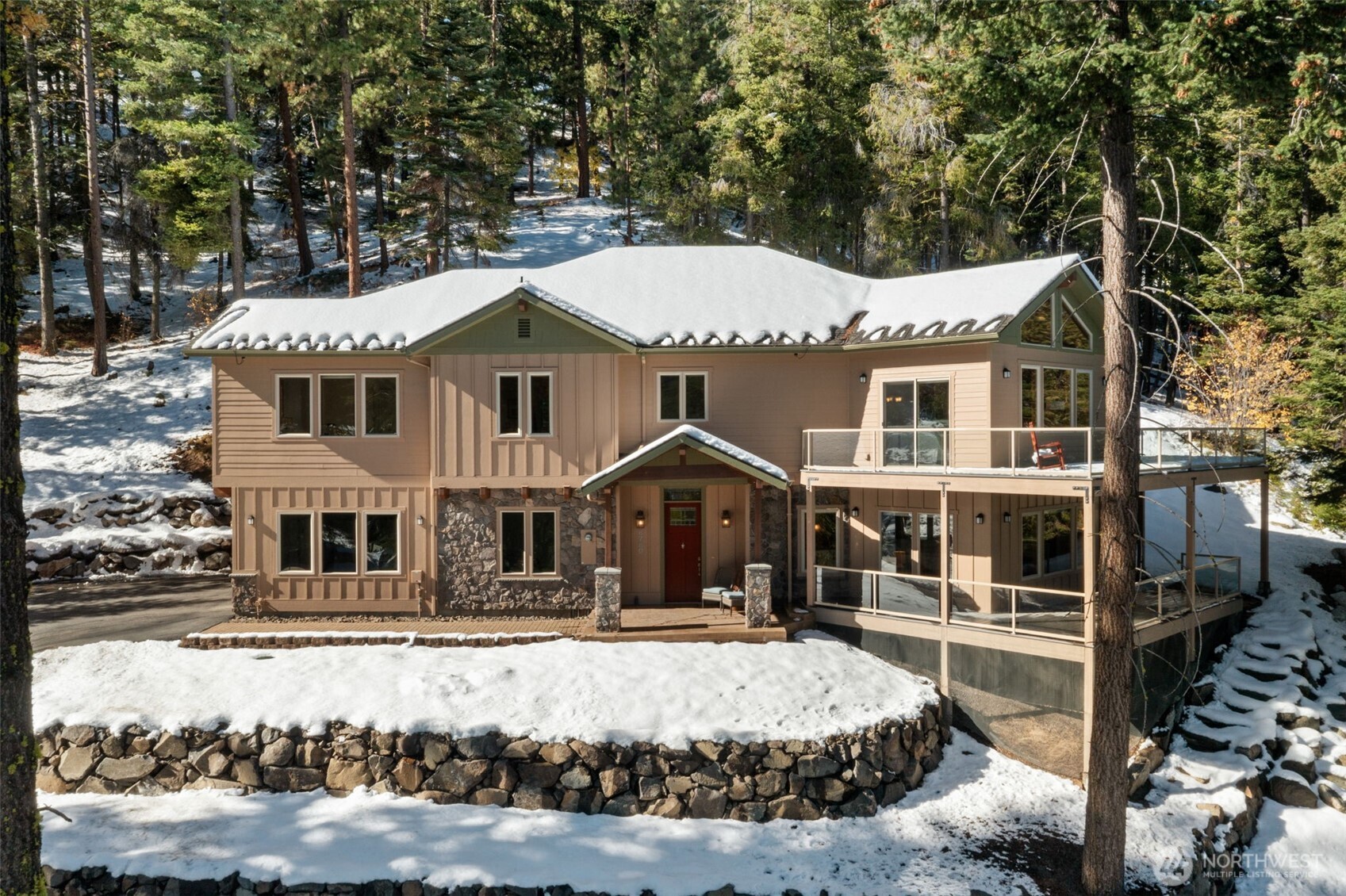 6760 Forest Ridge Drive , Wenatchee, WA 98801