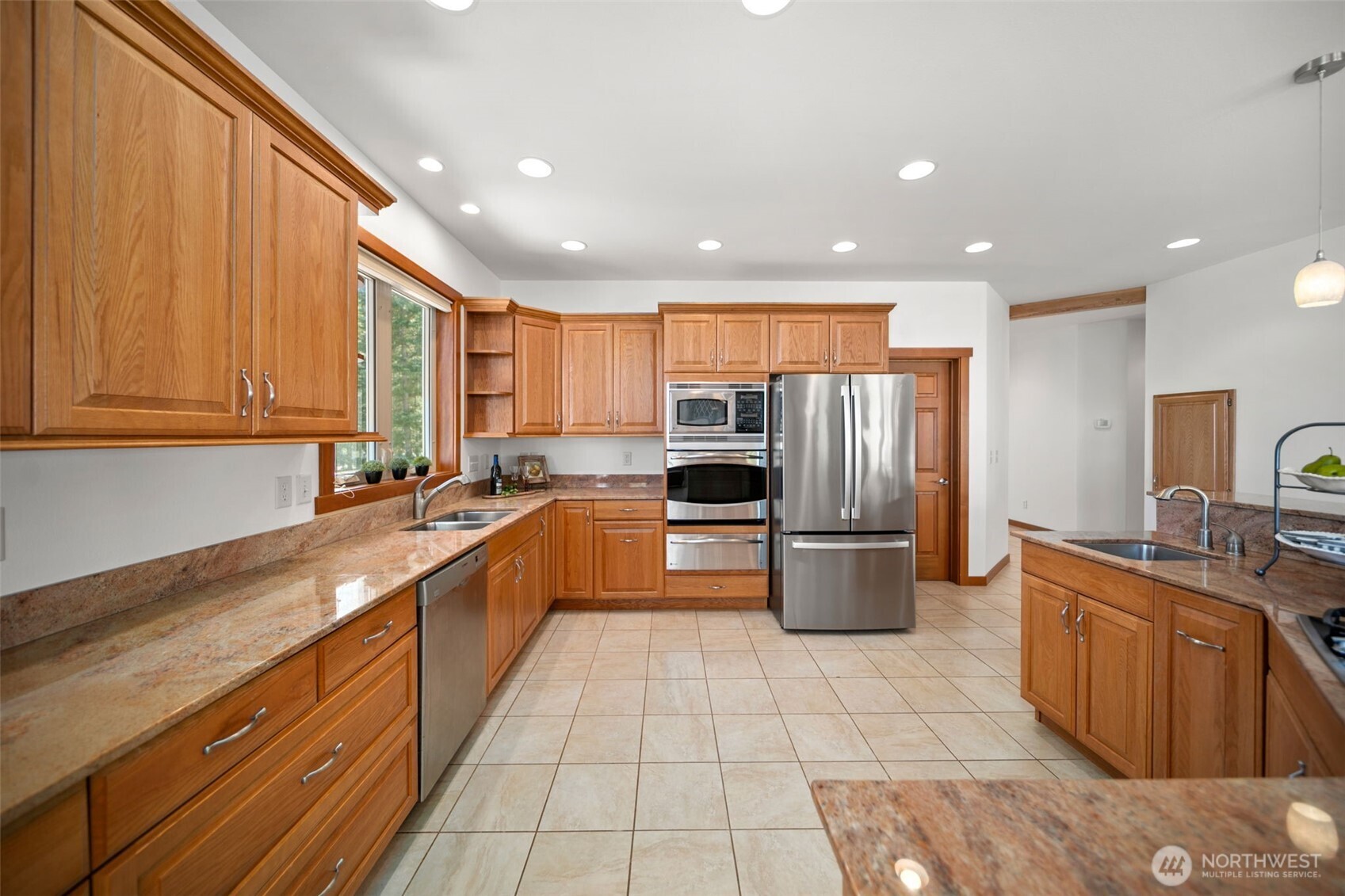 6760 Forest Ridge Drive , Wenatchee, WA 98801