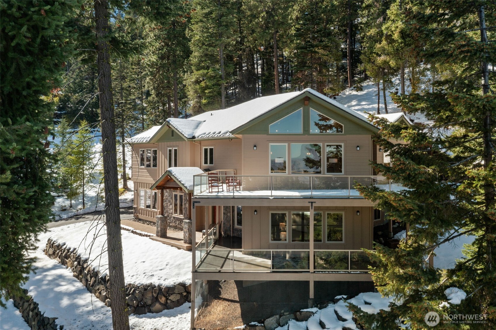 6760 Forest Ridge Drive , Wenatchee, WA 98801