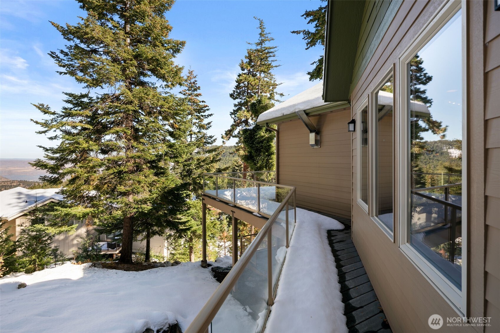 6760 Forest Ridge Drive , Wenatchee, WA 98801