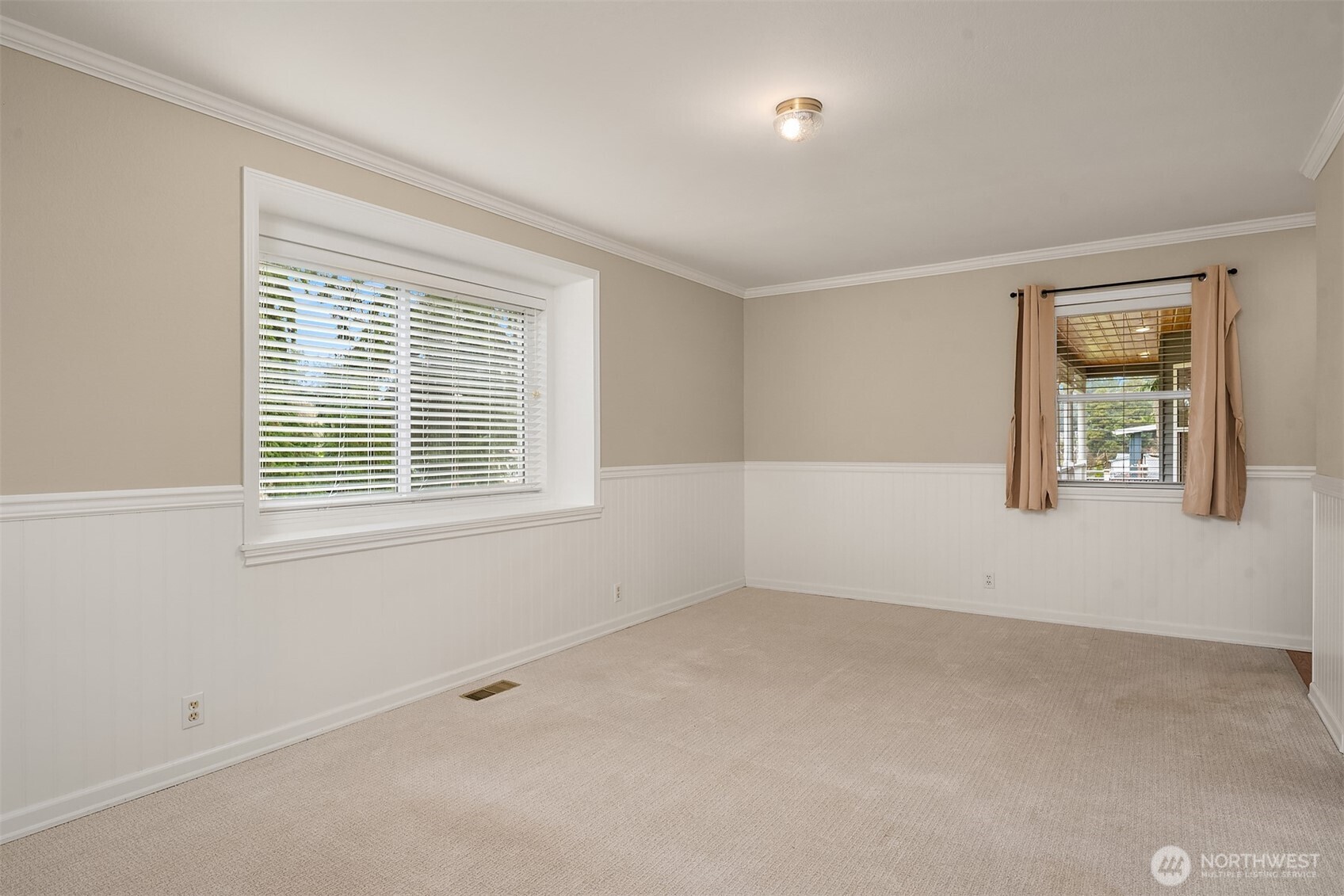 12401 8th Drive SE, Everett, WA 98208