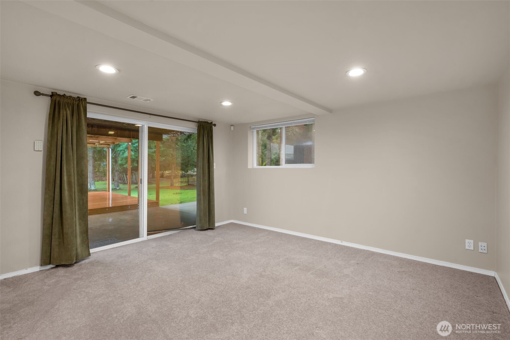 9901 59th Avenue Ct E, Puyallup, WA 98373