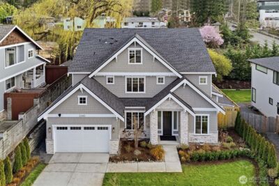 2582 136th Lane SE , Bellevue, WA 98005