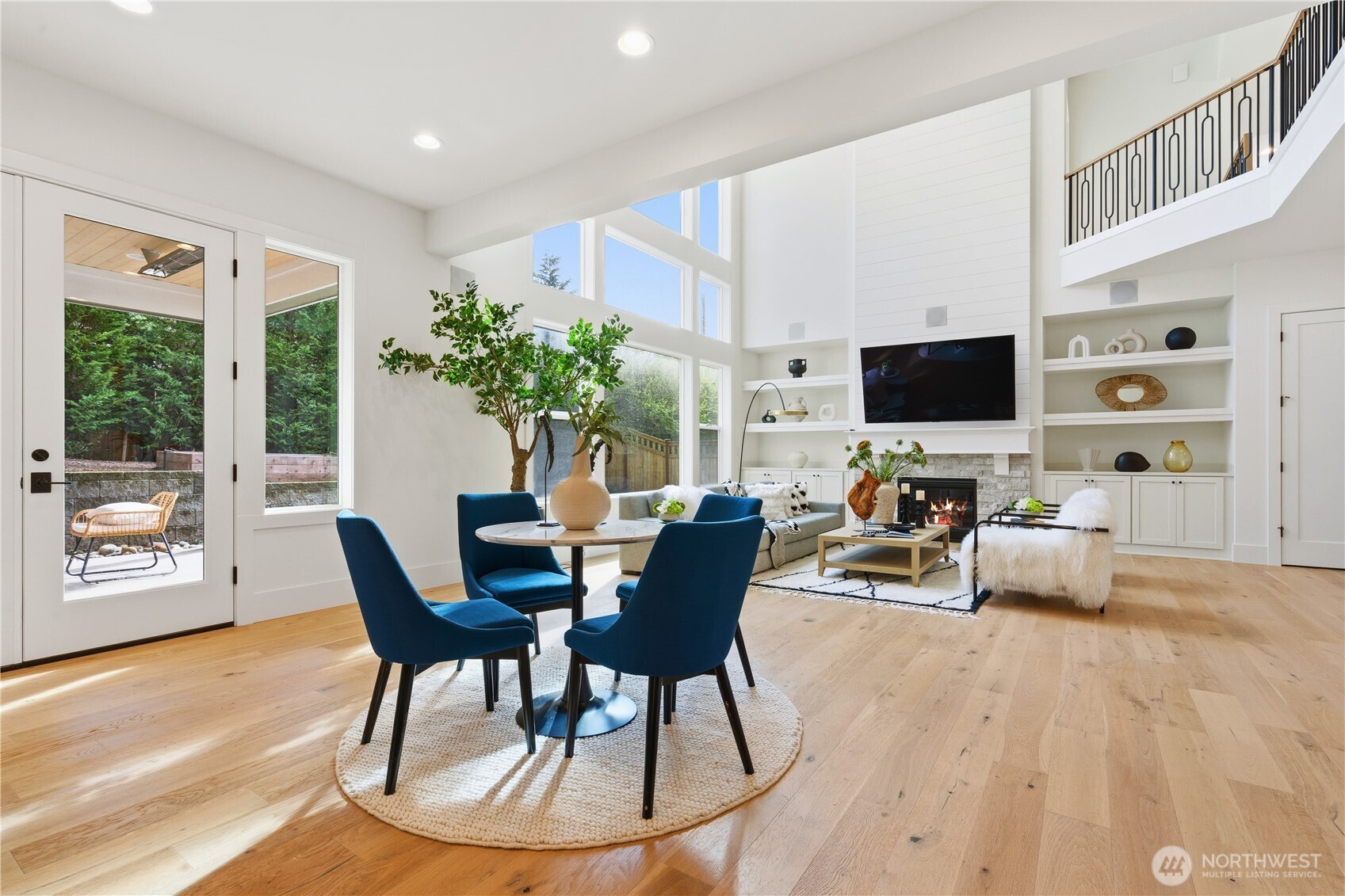 2582 136th Lane SE , Bellevue, WA 98005