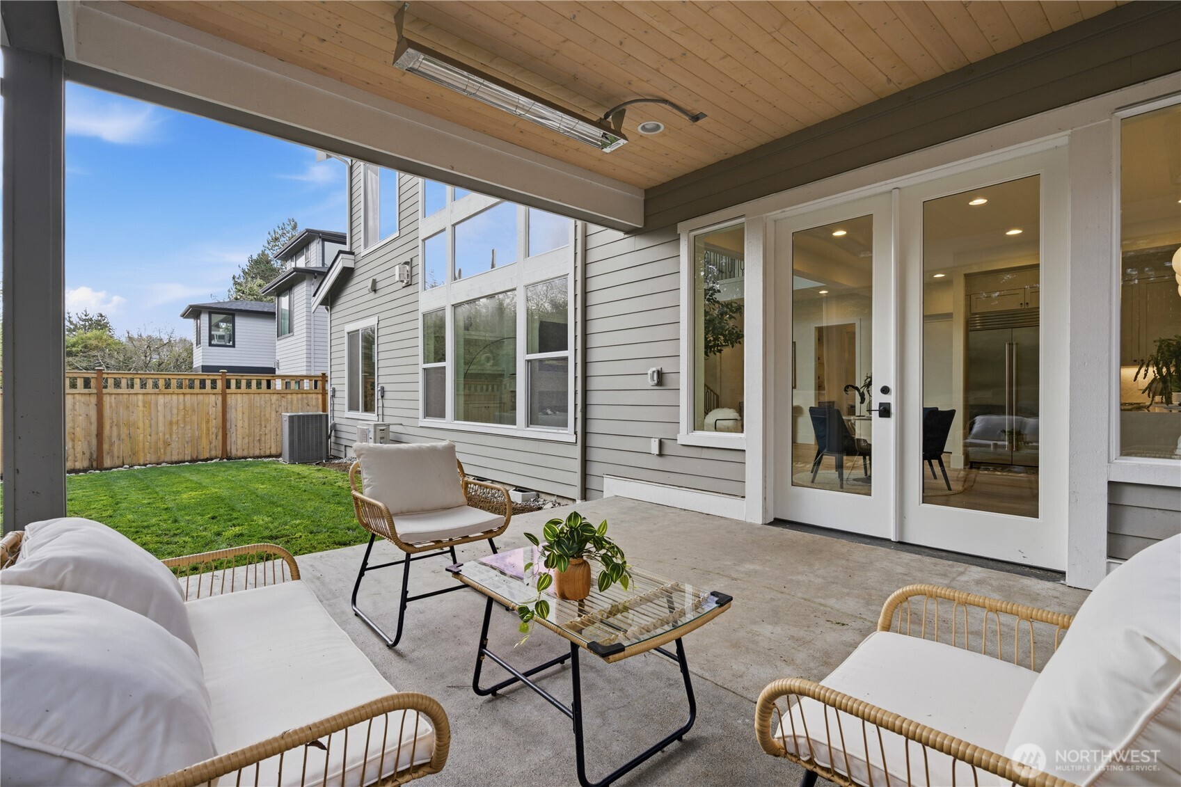 2582 136th Lane SE , Bellevue, WA 98005